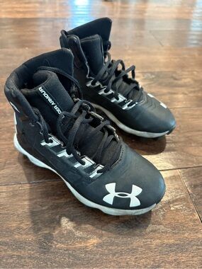 Under Armour Black and White Youth High-Top Athletic Cleats